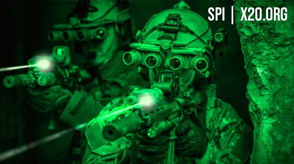 Quad view Night vision special forces laser site weapon site with redical ops tactical